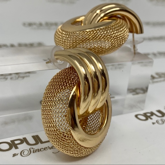 Uppity Stud Earrings - Picture 6 of 6